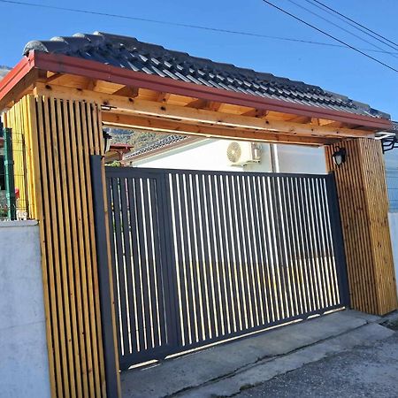 Villa Sana Rooms Përmet المظهر الخارجي الصورة