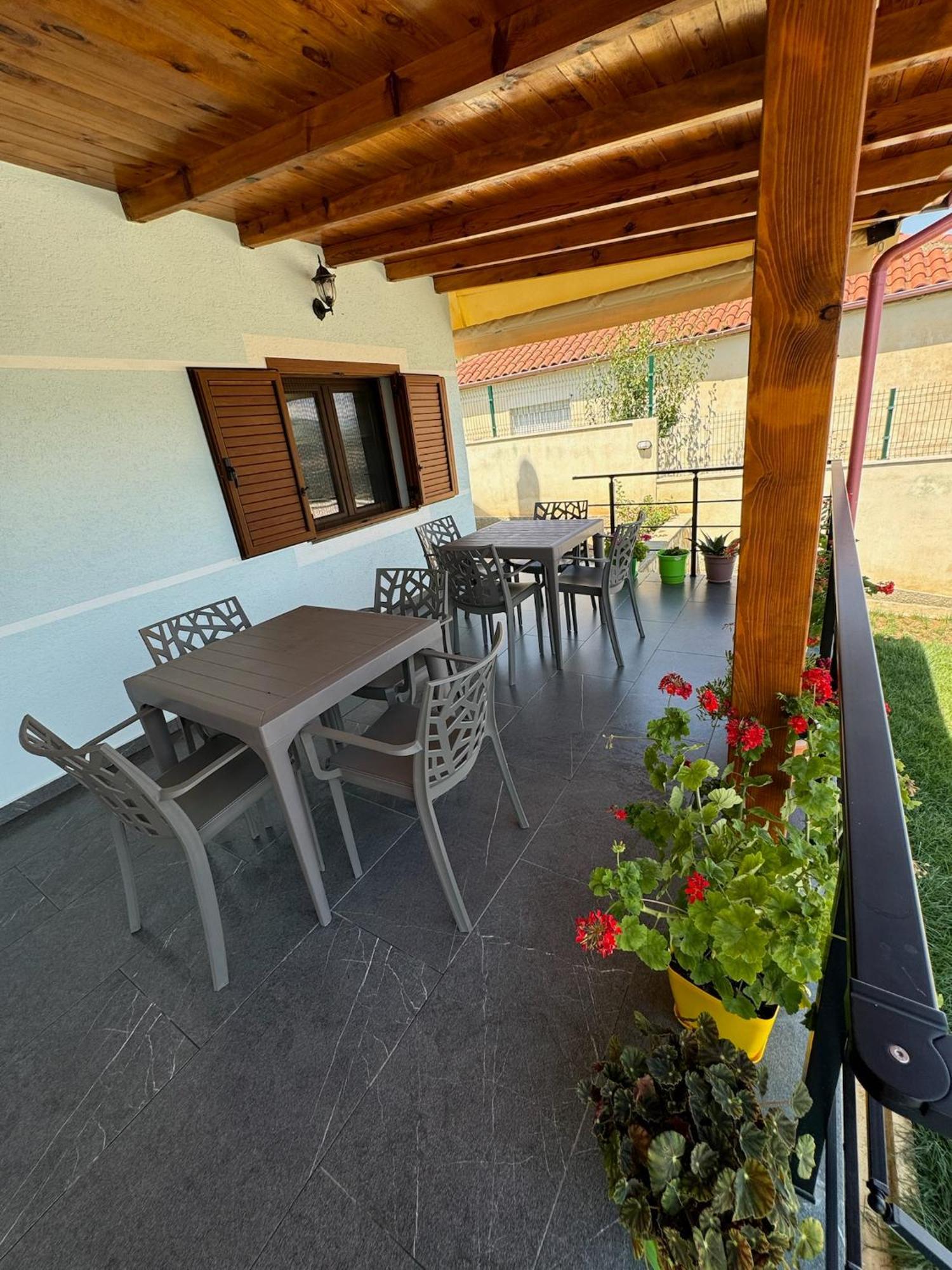 Villa Sana Rooms Përmet المظهر الخارجي الصورة