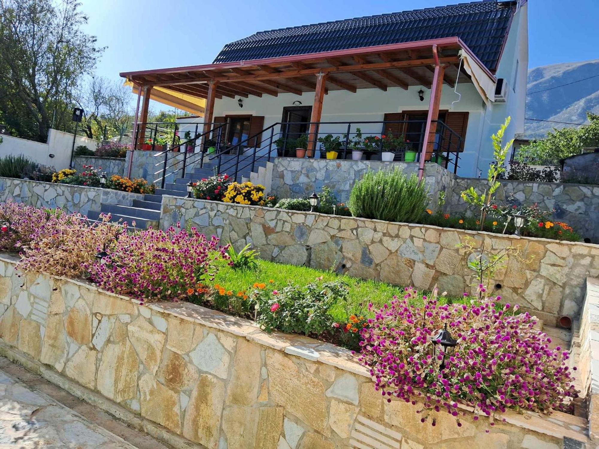 Villa Sana Rooms Përmet المظهر الخارجي الصورة